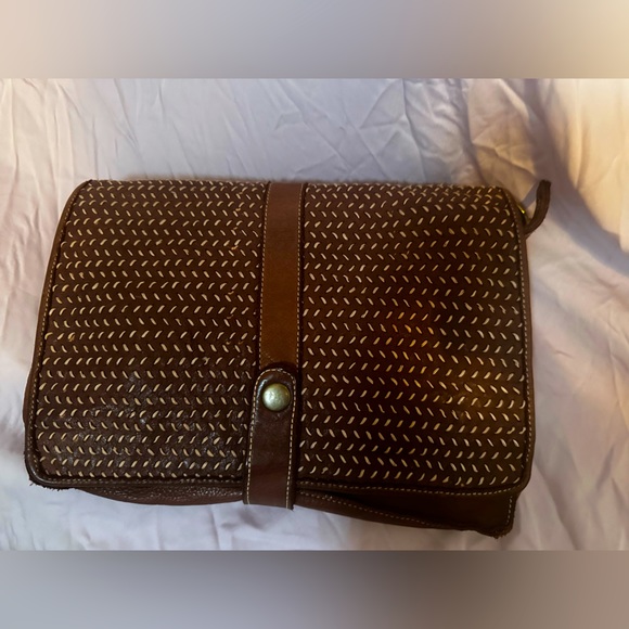 Sundance bag made in Italy. NWOT - Picture 2 of 8